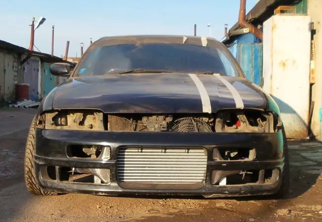 Двигатель Nissan RB25DET
