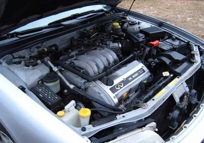 Двигатель Nissan VQ30DE