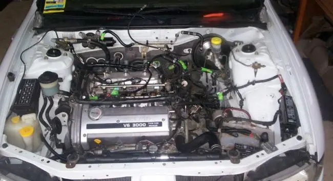 Двигатель Nissan VQ30DE