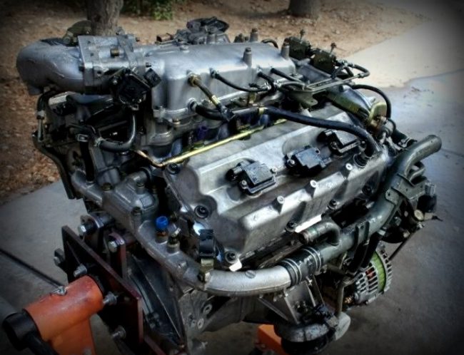 Nissan VQ30DET engine