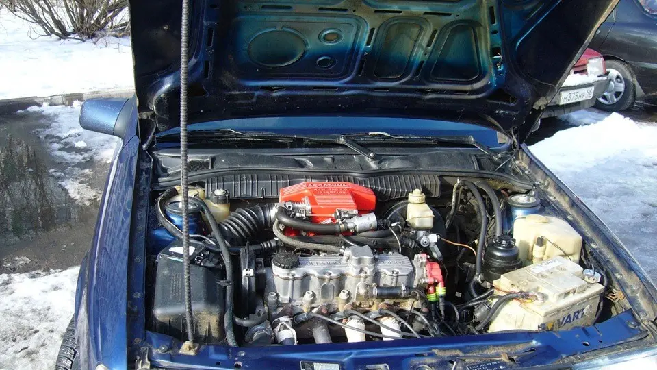Двигатель Opel C20NE