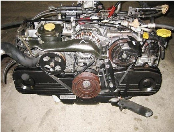 Subaru EJ201 motor