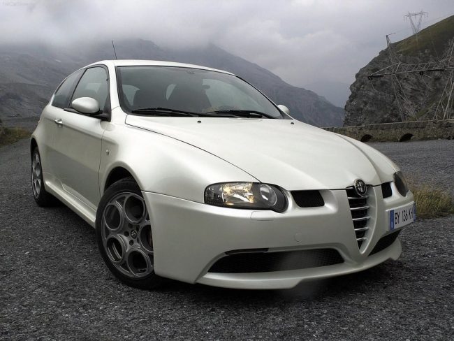 Alfa Romeo 147 le 166 dienjini