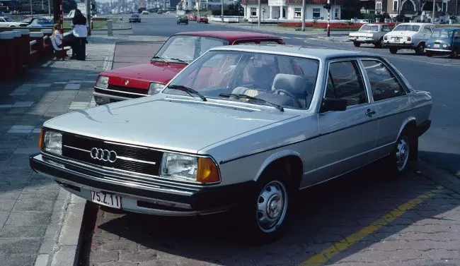 Двигатели Audi 100