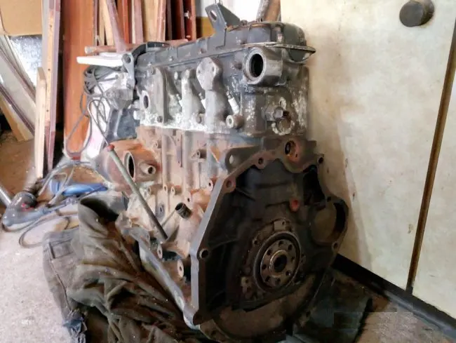 Двигатели Audi 200