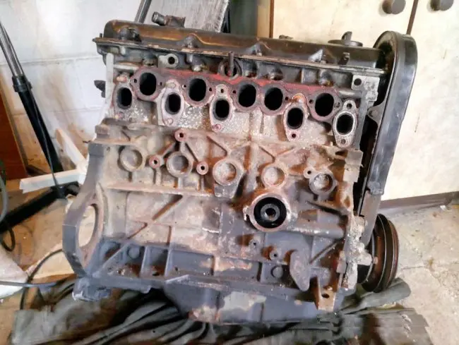 Двигатели Audi 200