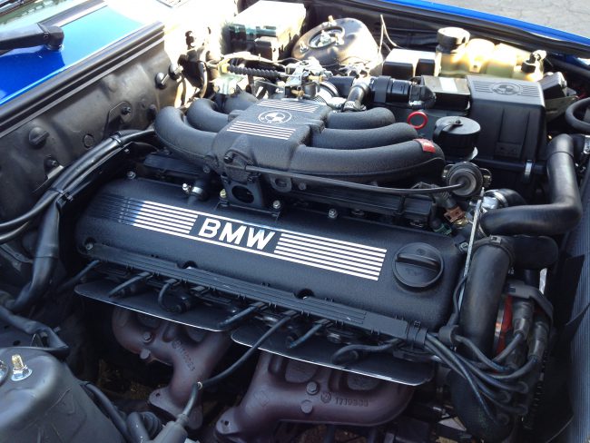 BMW M20 انجڻ