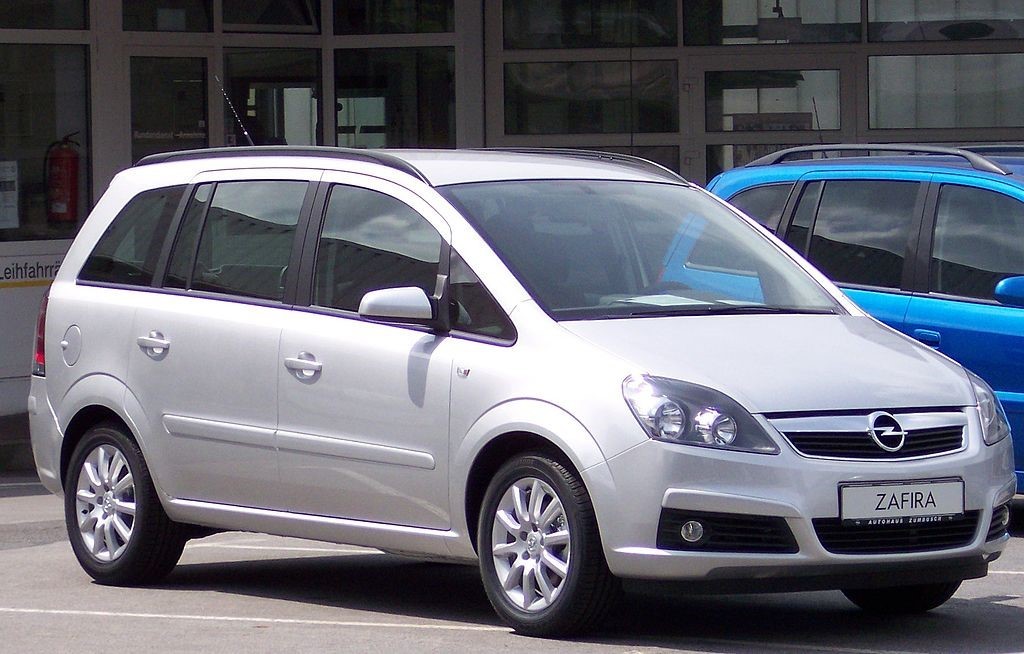 Opel Zafira injini