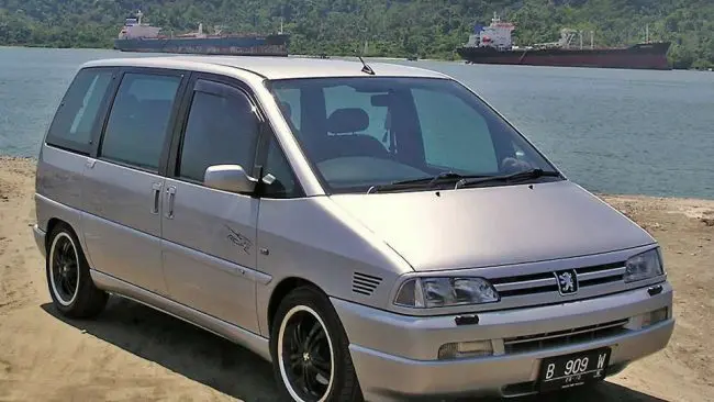 Двигатели Peugeot 806