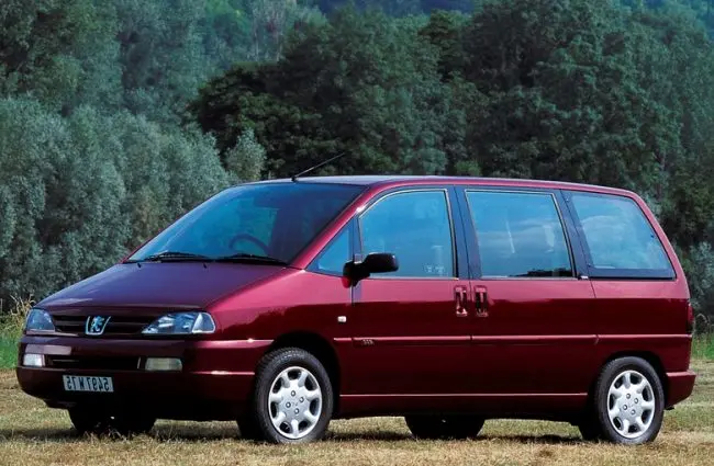 Двигатели Peugeot 806