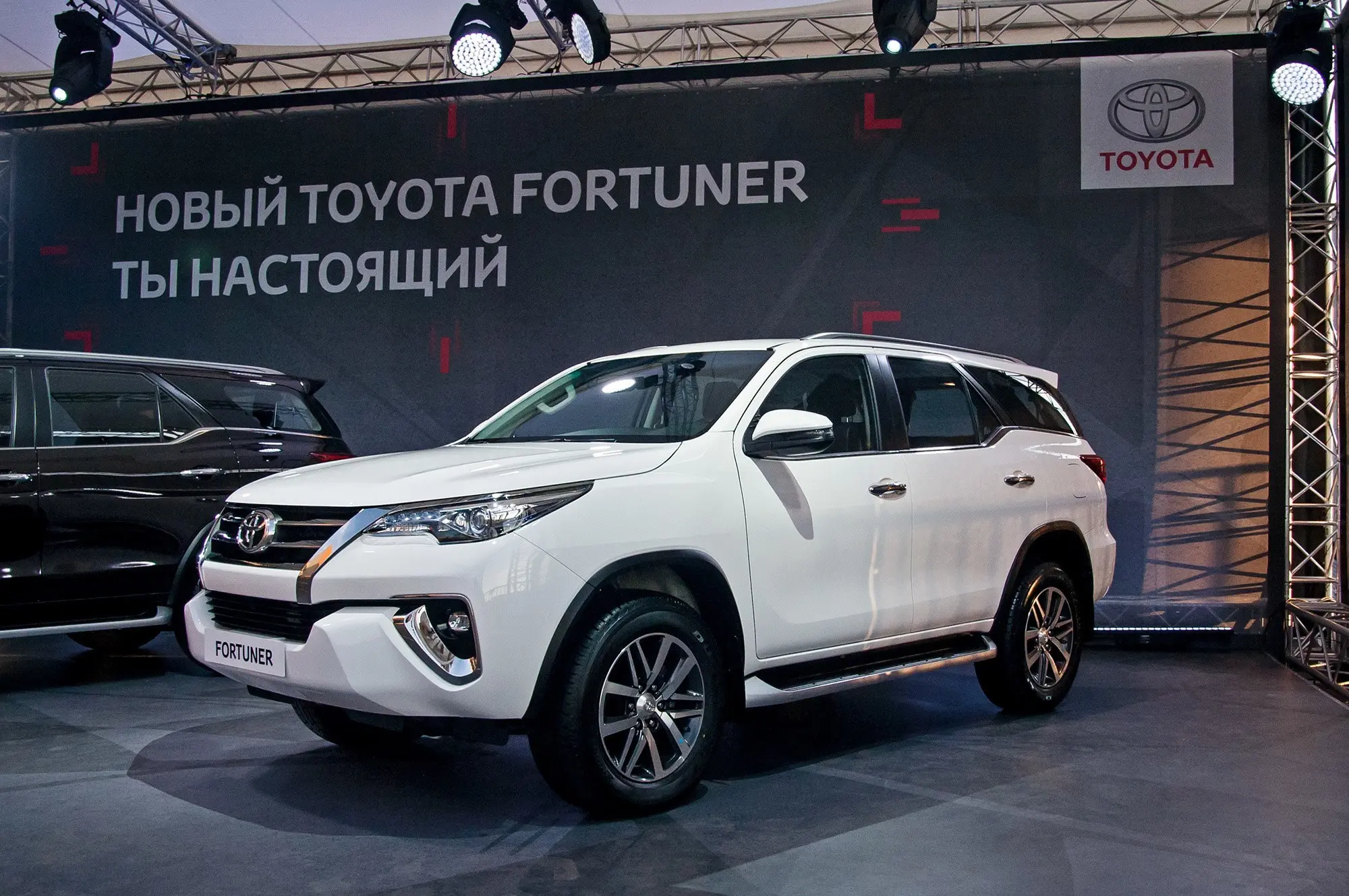 Двигатели Toyota Fortuner