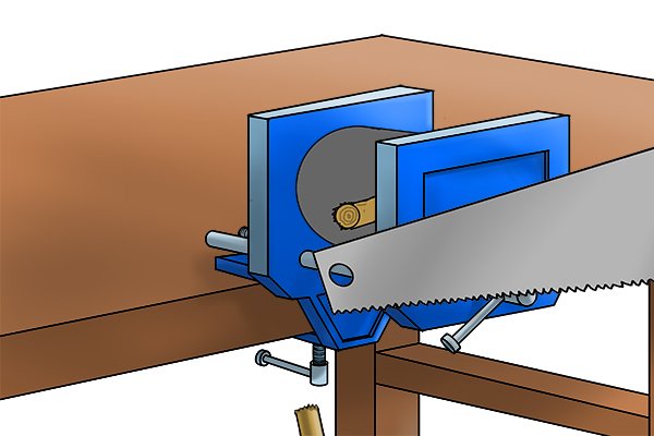 Comment remplacer un manche de marteau en bois ?