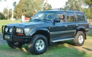 Какие двигатели устанавливались на Toyota Land Cruiser