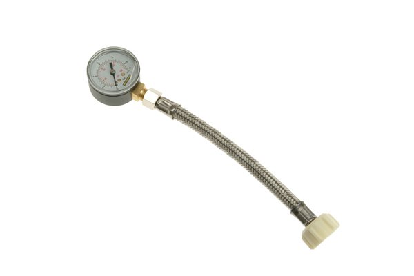 Katero vrsto merilnika tlaka vode naj izberem?