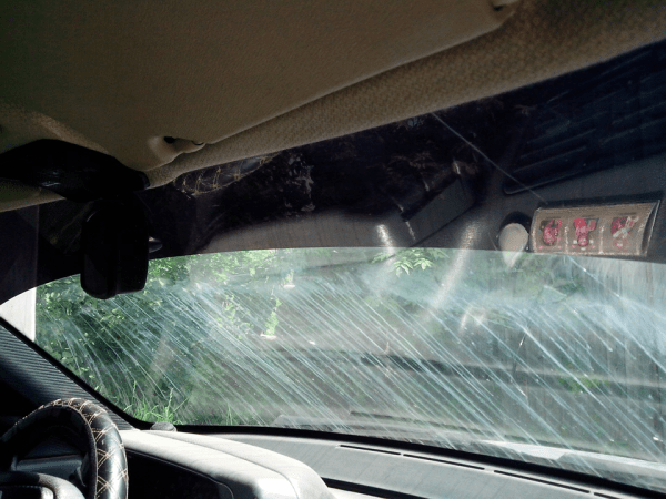 What to do if the old wipers are worn out and scratch the windshield