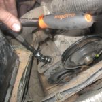 Демонтаж и монтаж генератора на ВАЗ 2107