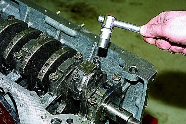 Двигатель ВАЗ 2107: устройство, основные неисправности, ремонт