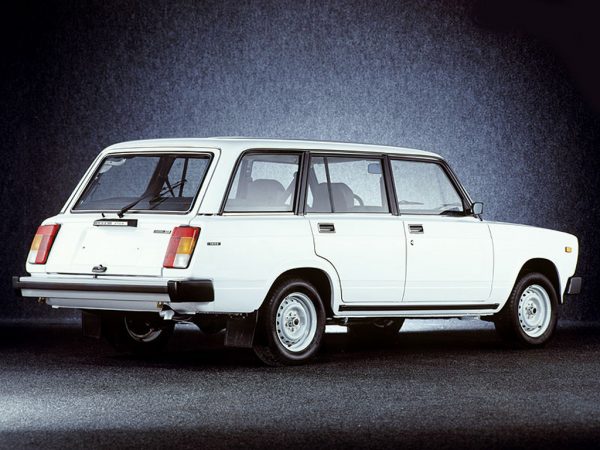 Overview of the VAZ 2104 model