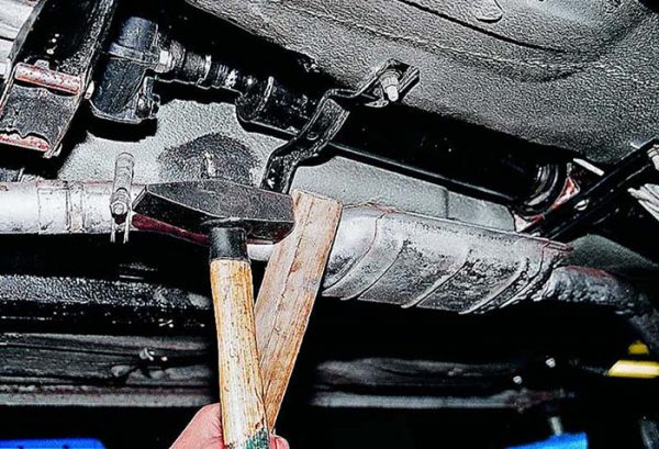 Устройство и ремонт выхлопной системы автомобиля ВАЗ 2107