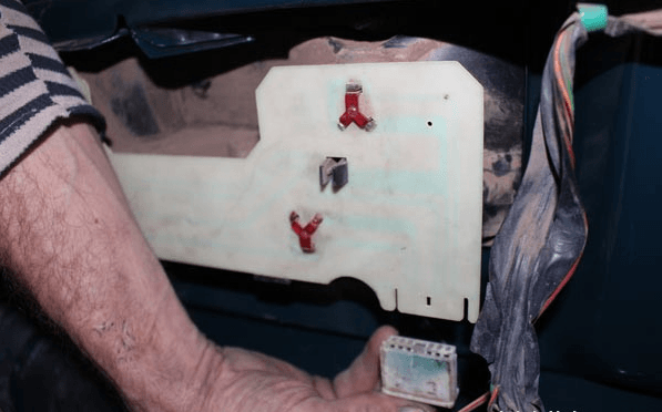 Задние фонари ВАЗ-2107: правила эксплуатации и технического обслуживания