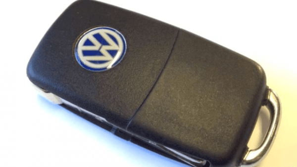 Замена батарейки в ключах разных марок Volkswagen своими руками