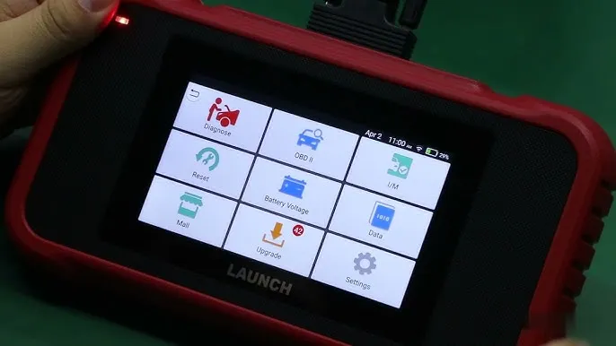 Launch CRP129E в руке