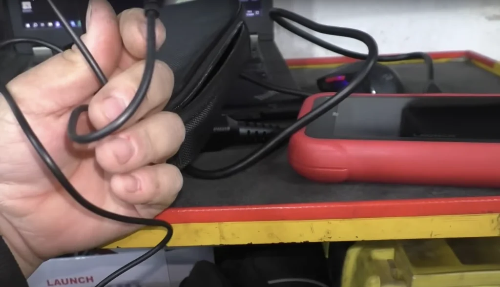 Подключение Launch CRP129E к OBD
